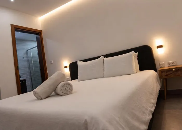 Designer One-bedroom In Scenic Marsaxlokk