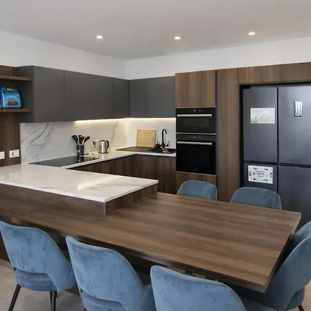 شقة Designer One-bedroom In Scenic *