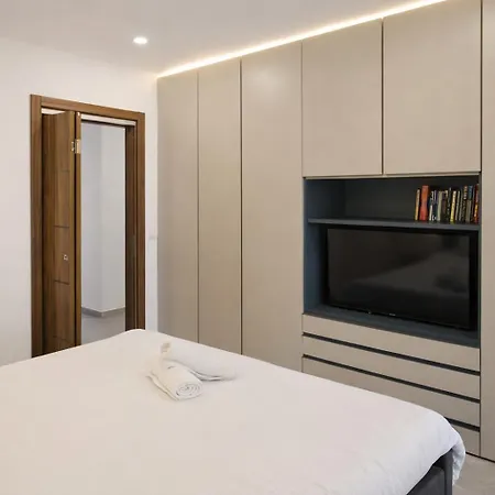 Apartament Designer One-bedroom In Scenic Marsaxlokk
