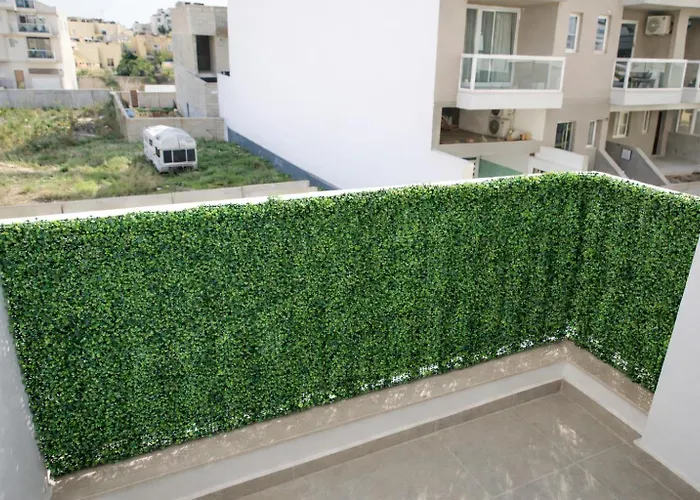 Designer One-bedroom In Scenic * Marsaxlokk